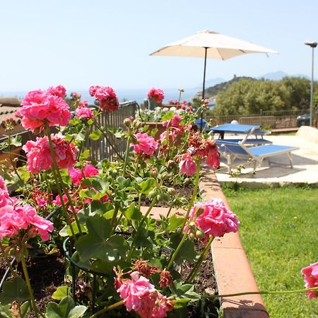 Arbatax Le Terrazze Sul Mare Aparthotel Екстериор снимка