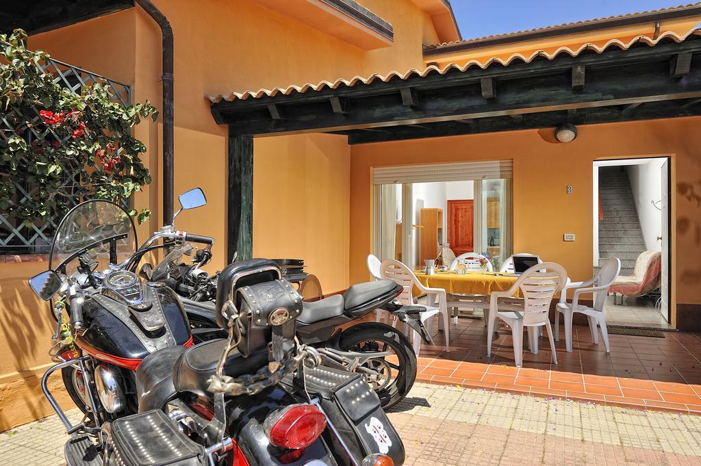 Arbatax Le Terrazze Sul Mare Aparthotel Екстериор снимка