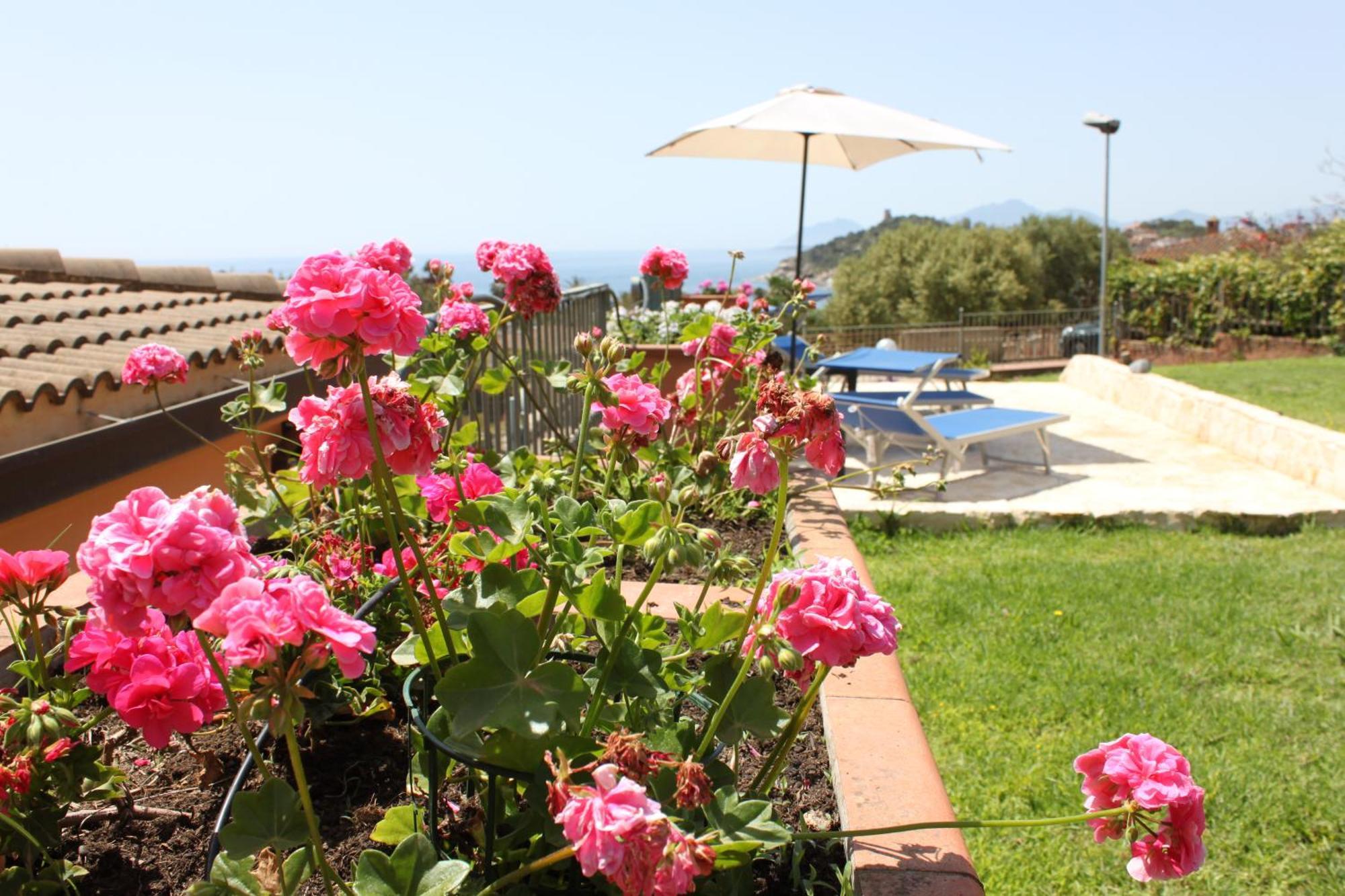 Arbatax Le Terrazze Sul Mare Aparthotel Екстериор снимка